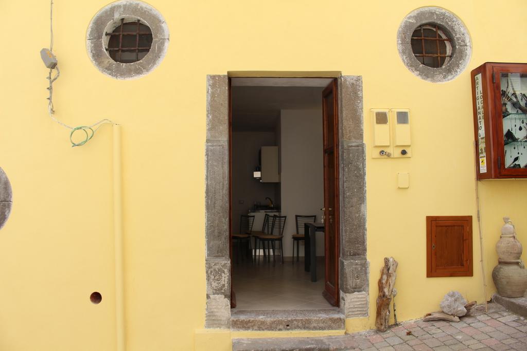 Casa Vacanza U Curtigghiu Lipari  Bagian luar foto